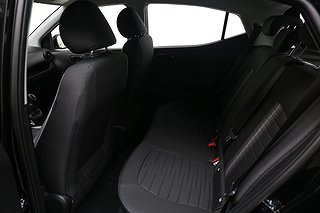 Halvkombi Hyundai i10 5 av 12