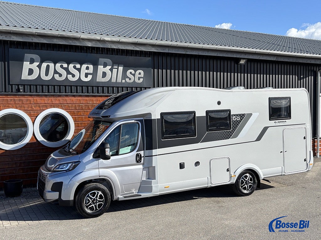 Adria MATRIX 670 SL 60Y *Taksäng * Aut. * Golvvärme *