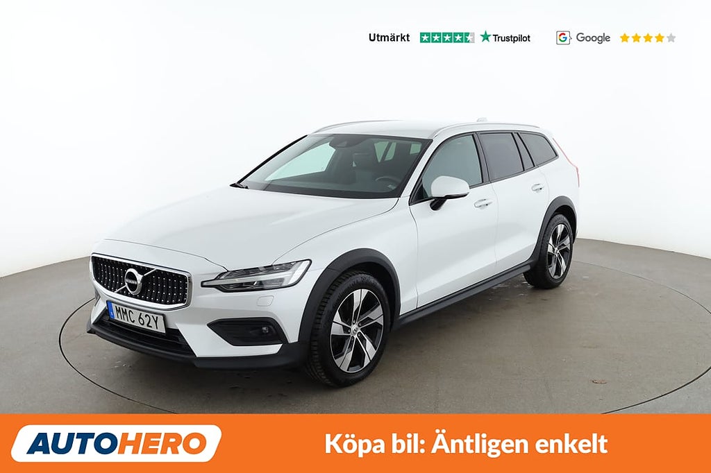 Volvo V60 Cross Country D4 AWD Advanced / VOC, CarPlay, BLIS