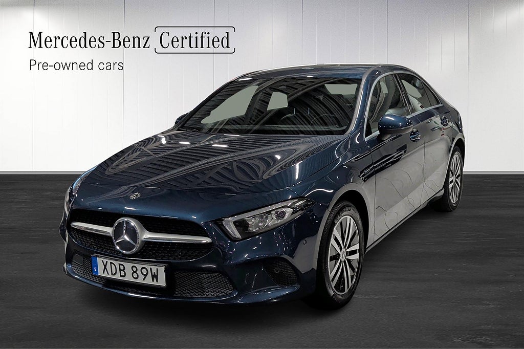 Mercedes-Benz A 250 e Sedan 8G-DCT 