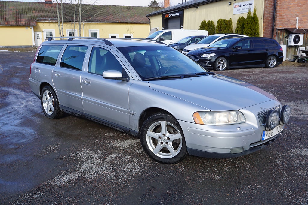 Volvo V70 2.5T 210hk Drag/M-värmare