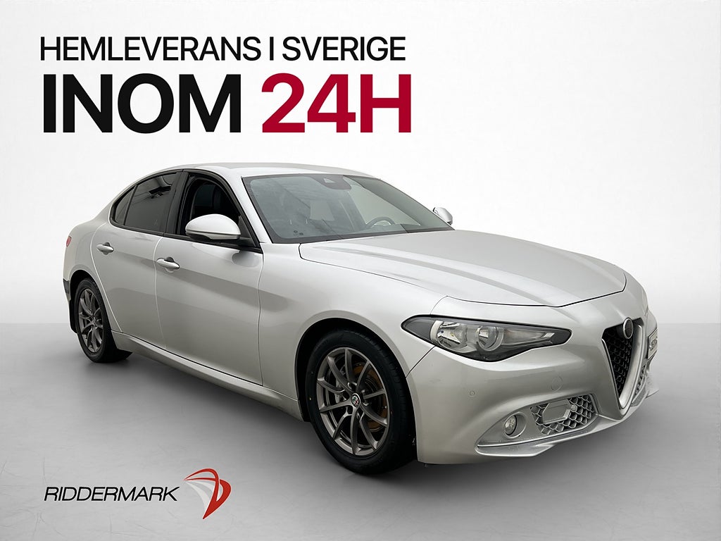 Alfa Romeo Giulia 2.2 JTD16V Super P-sensorer Navi Bluetooth