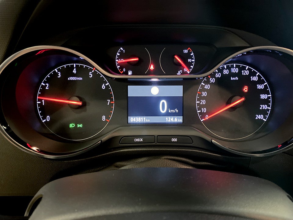 Bild på Opel Crossland X 1.2 Turbo 130hk Aut B-KAMERA NAVI