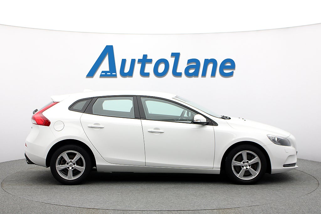 Volvo V40 T3 Business, Värmare, Sensorer, MOMS 152hk