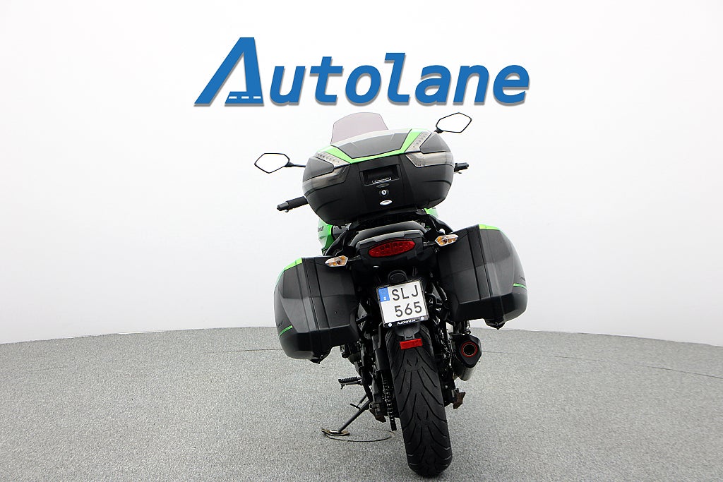 Kawasaki Versys 1000* Nya däck ABS TC sidoväskor & top-Box