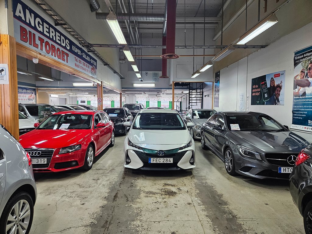 Toyota Prius Plug-in Hybrid 1.8 VVT-i Plug-in CVT, 123hk, 2019