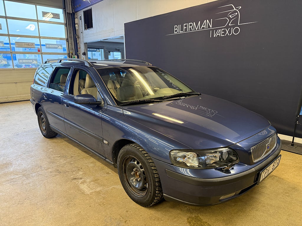 Volvo V70 2.4 Business *Dragkrok, Välservad*
