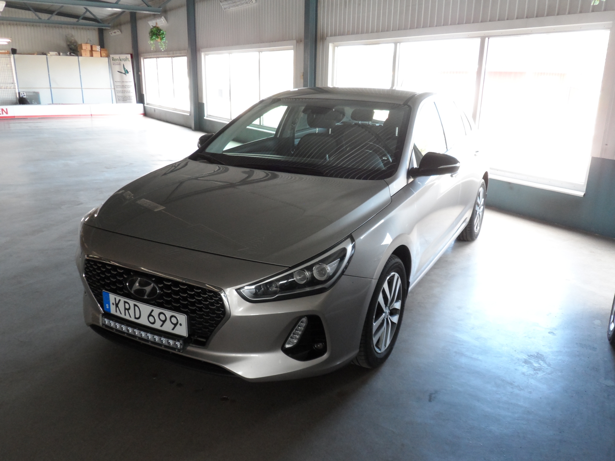 Hyundai i30 1.6 CRDi Euro 6 110hk 5-D 2018, bild 3/36