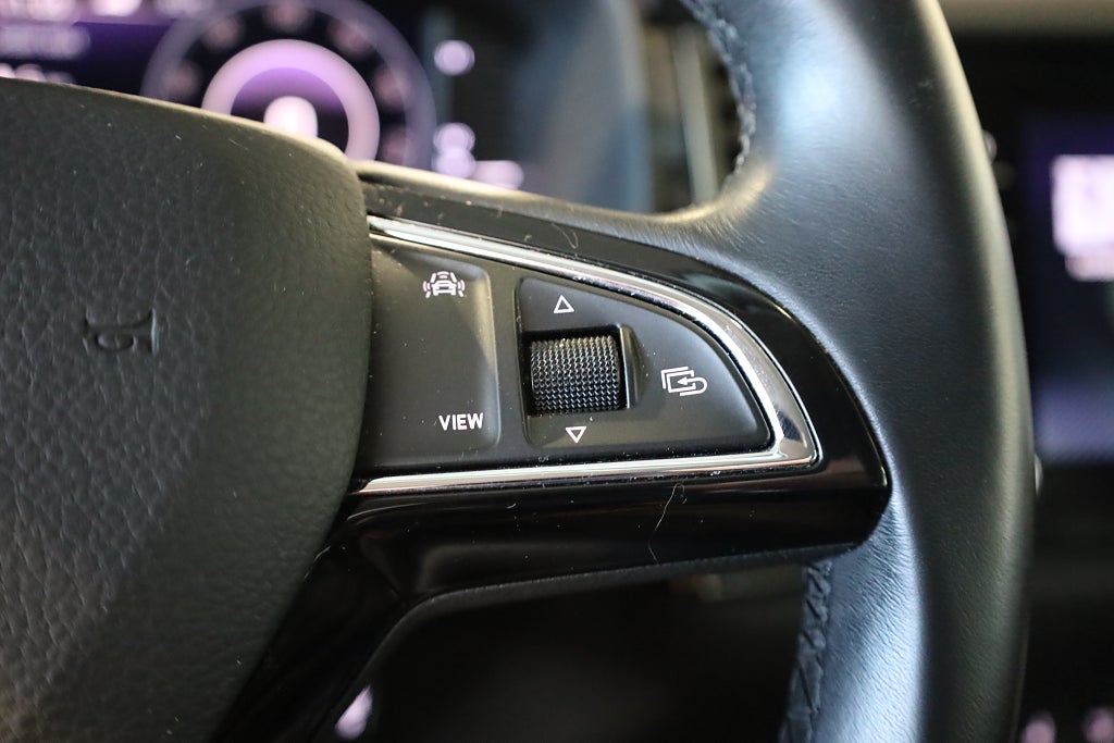 Skoda Kodiaq TDI 190hk 4x4 7-Sits |Drag|D-värm|Cockpit|Läder|