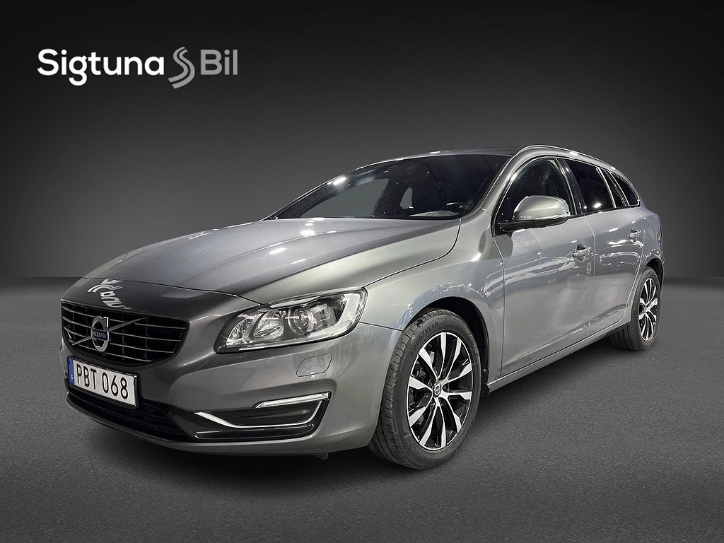 Volvo V60 T3 Momentum / LÄDER / NAVI / DRAG / VÄRMARE