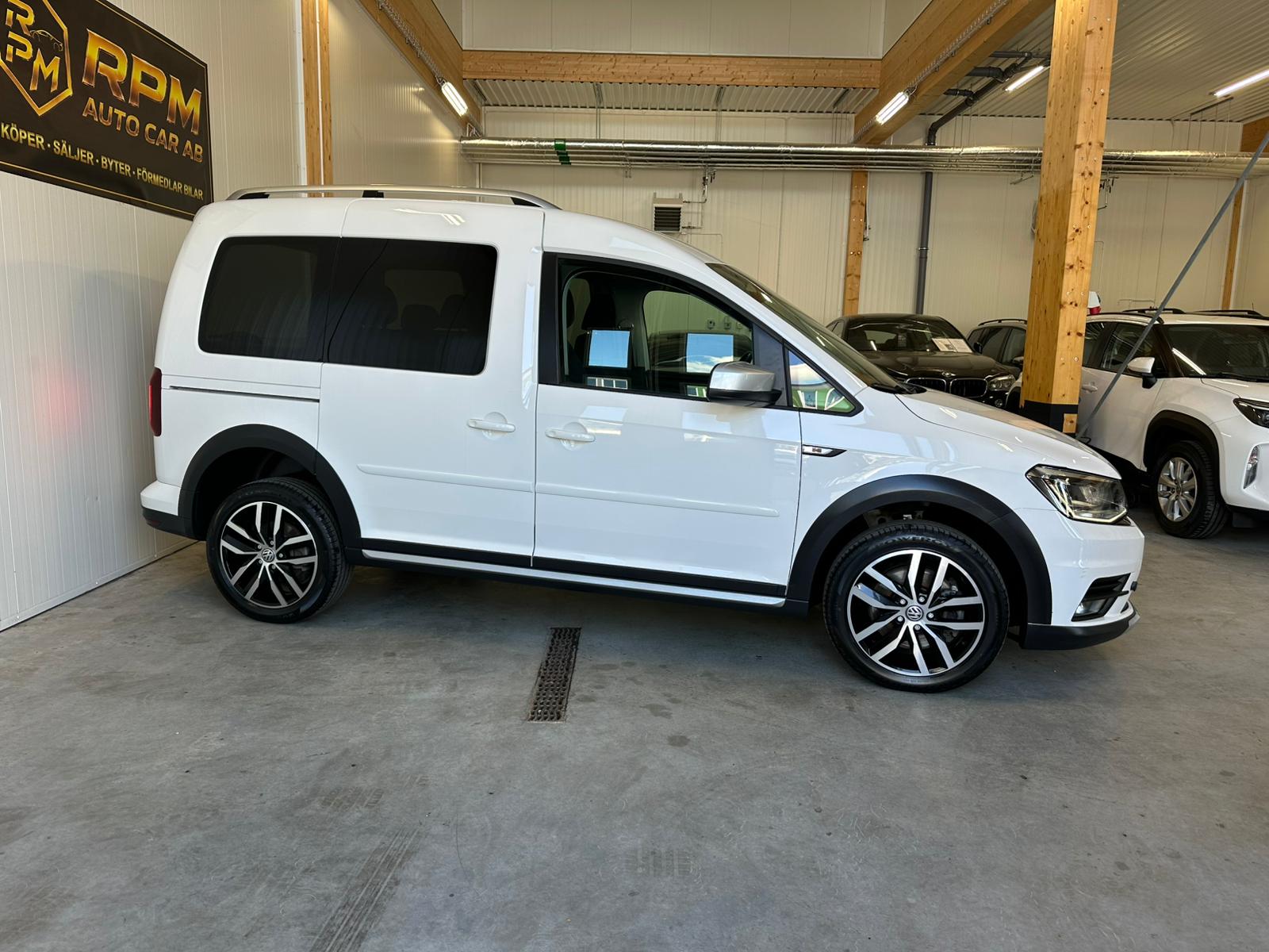 Volkswagen Caddy 2018, bild 3/53