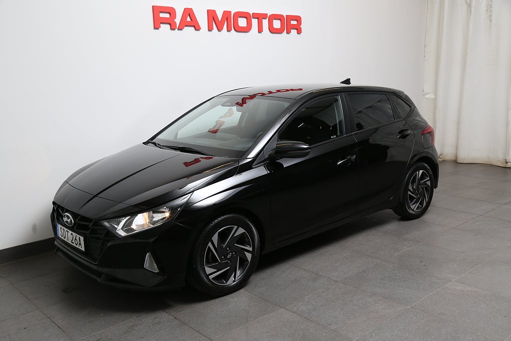 Hyundai i20 1,2 MPi 84hk Essential Kamera CarPlay 1ägare P-sensor 2021