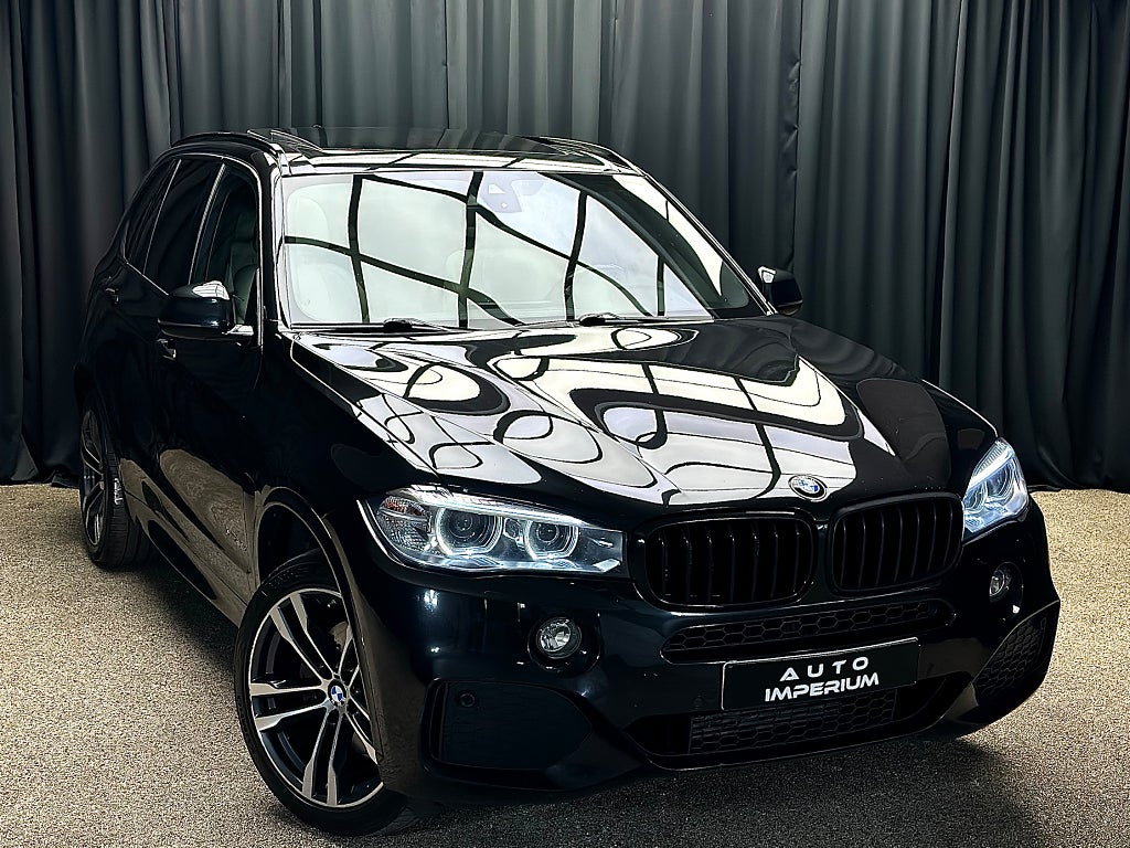 BMW X5 xDrive40e M Sport Pano Kamera H/K Drag 313hk