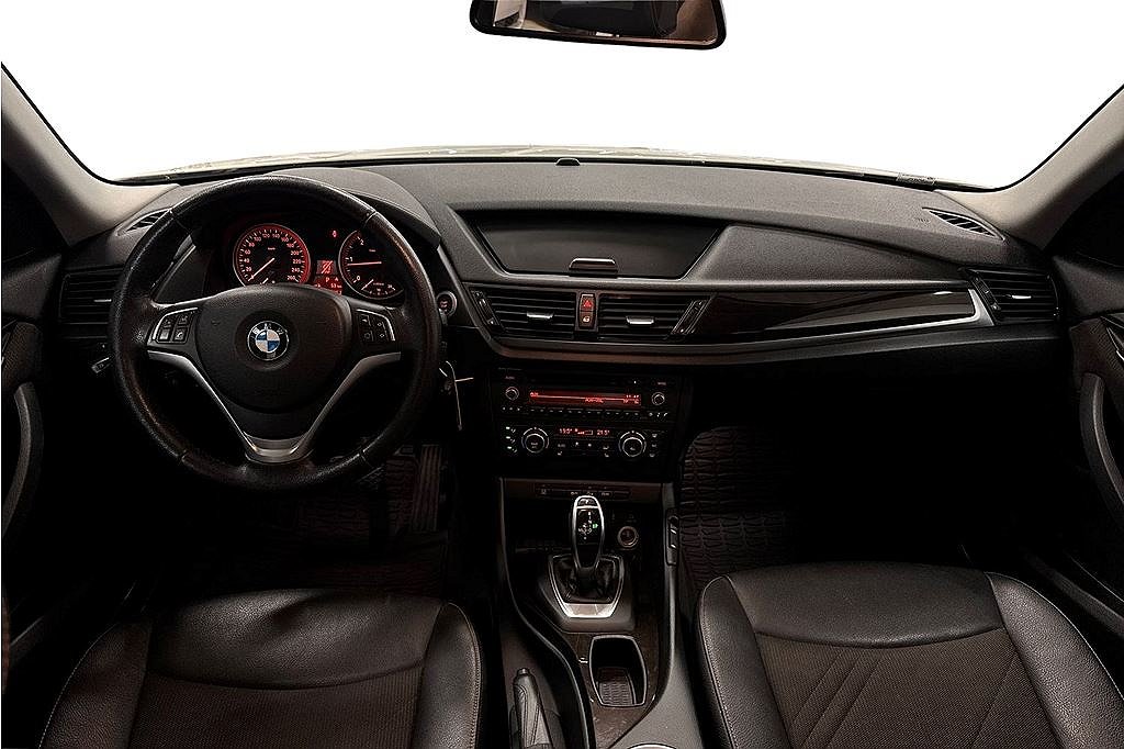 BMW X1 xDrive18d, Aut, X-Line 4wd, p-sensor, rattvärme
