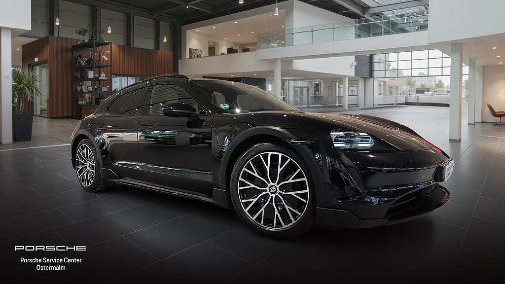 Porsche Taycan 4 Cross Turismo