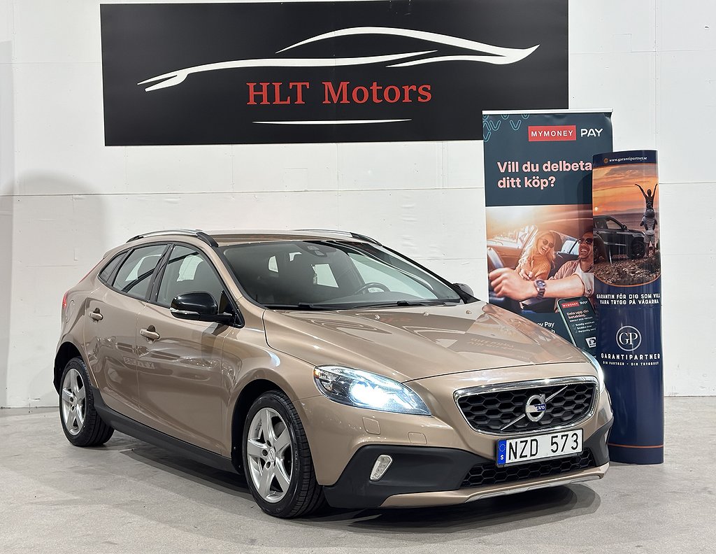 Volvo V40 Cross Country D2 Powershift Momentum | Drag | Auto