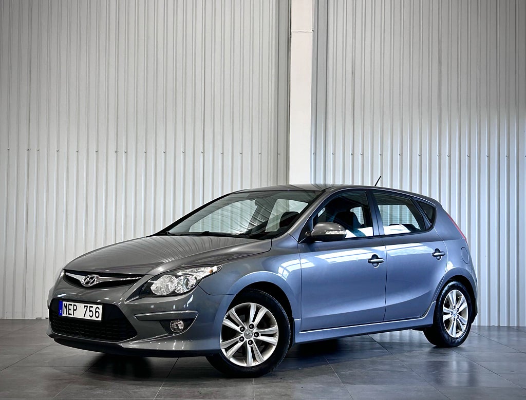 Hyundai i30 1.6 CRDi 128HK PREMIUM SKINN P-SENSORER NYSERVAD 