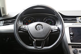 Kombi Volkswagen Passat 15 av 29