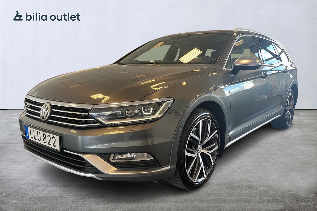 Volkswagen Passat Alltrack 2.0 TDI 4M Alltrack GTS 240hk Drag Pano 360°kam Värmare