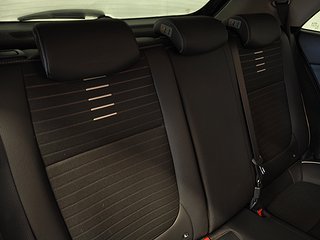 Halvkombi Kia Rio 13 av 21