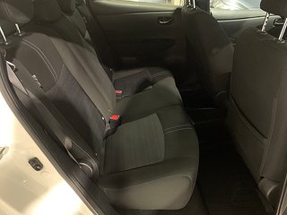 Halvkombi Nissan Leaf 8 av 20