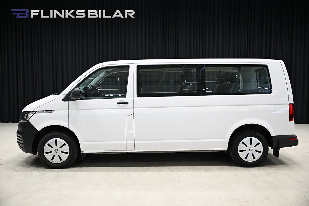 Volkswagen Caravelle DSG 150HK L2|9-Sits|Drag|Värmare|Lågmil|EnÄgare|Leasbar