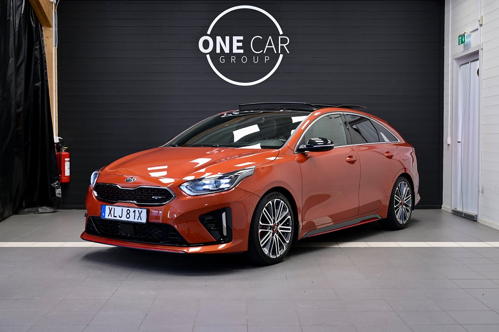 Kia ProCee'd 1.6 GT Line JBL Pano Drag Värmare Nybilsgaranti 204hk