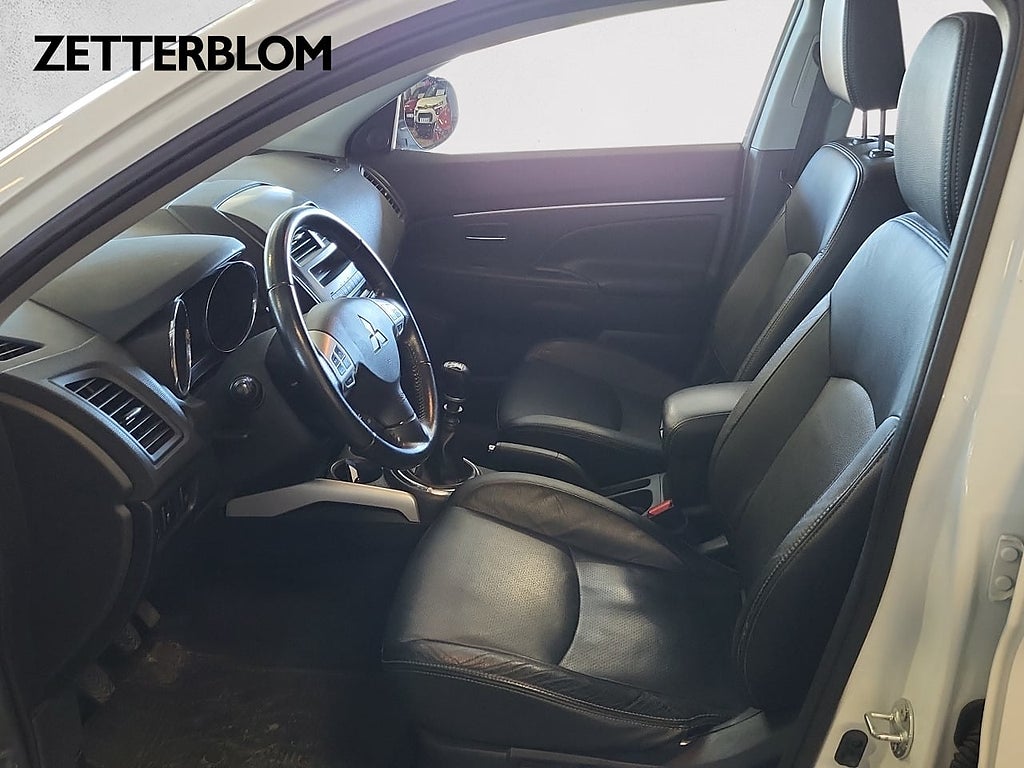Kombi Mitsubishi ASX 7 av 13