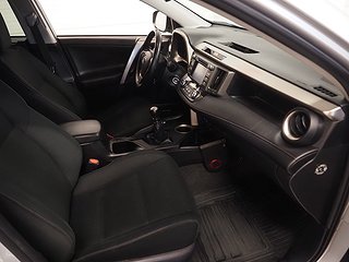 SUV Toyota RAV4 11 av 22