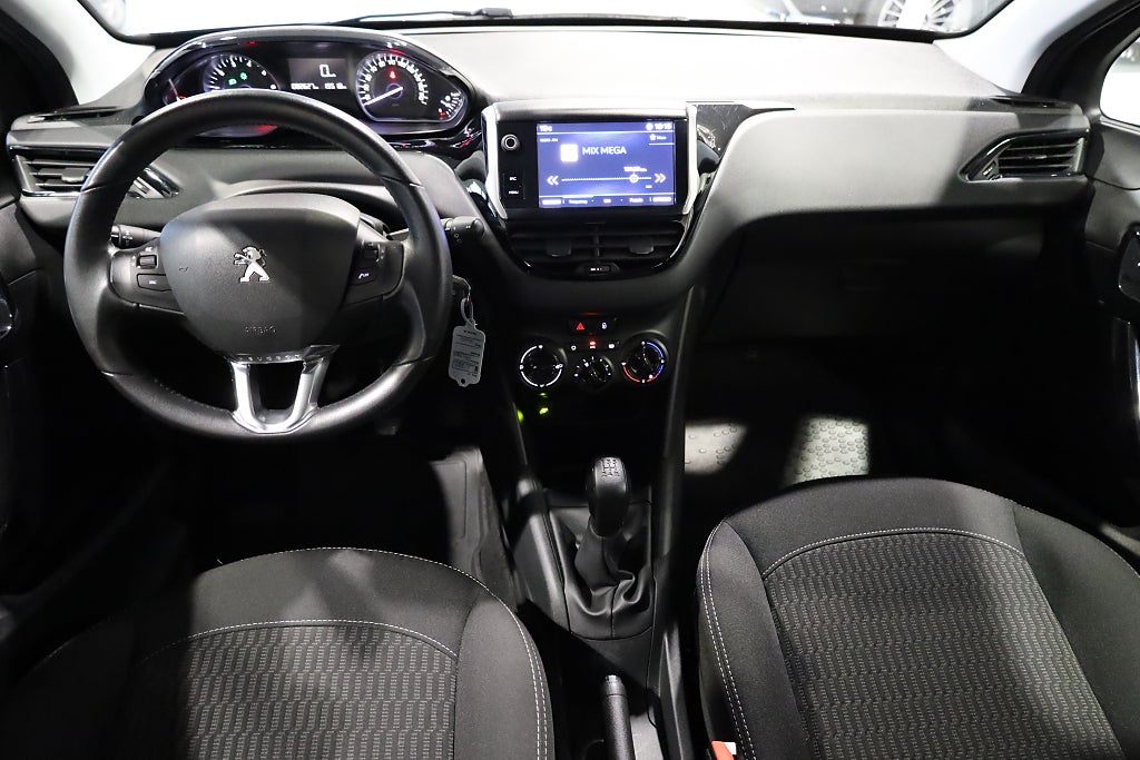 Peugeot 208 1,2 PureTech 82hk 5D Blåtand K-rems bytt 2018