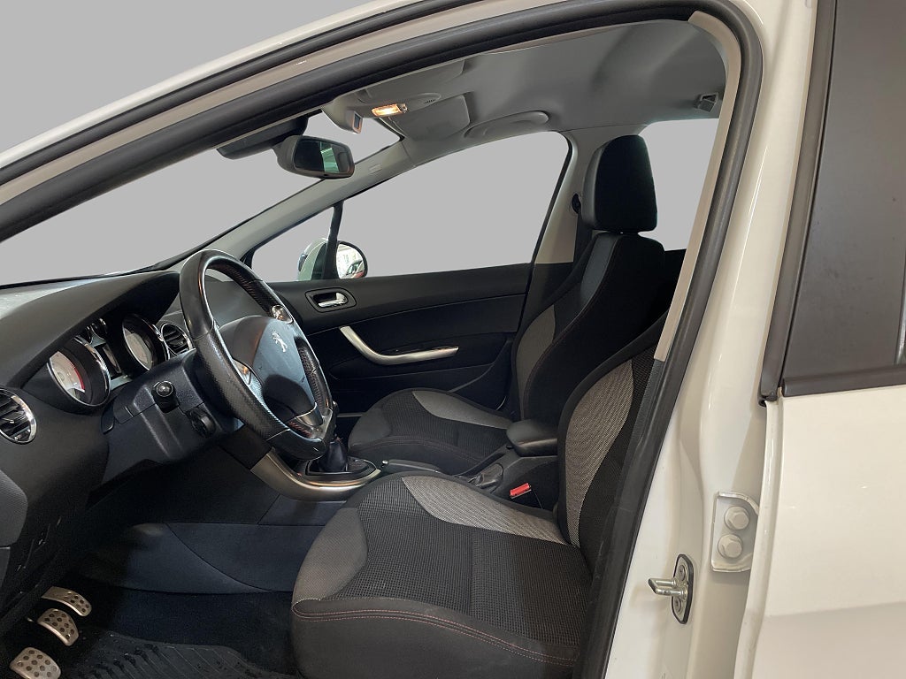 Peugeot 308 2012 - miniatyr 9