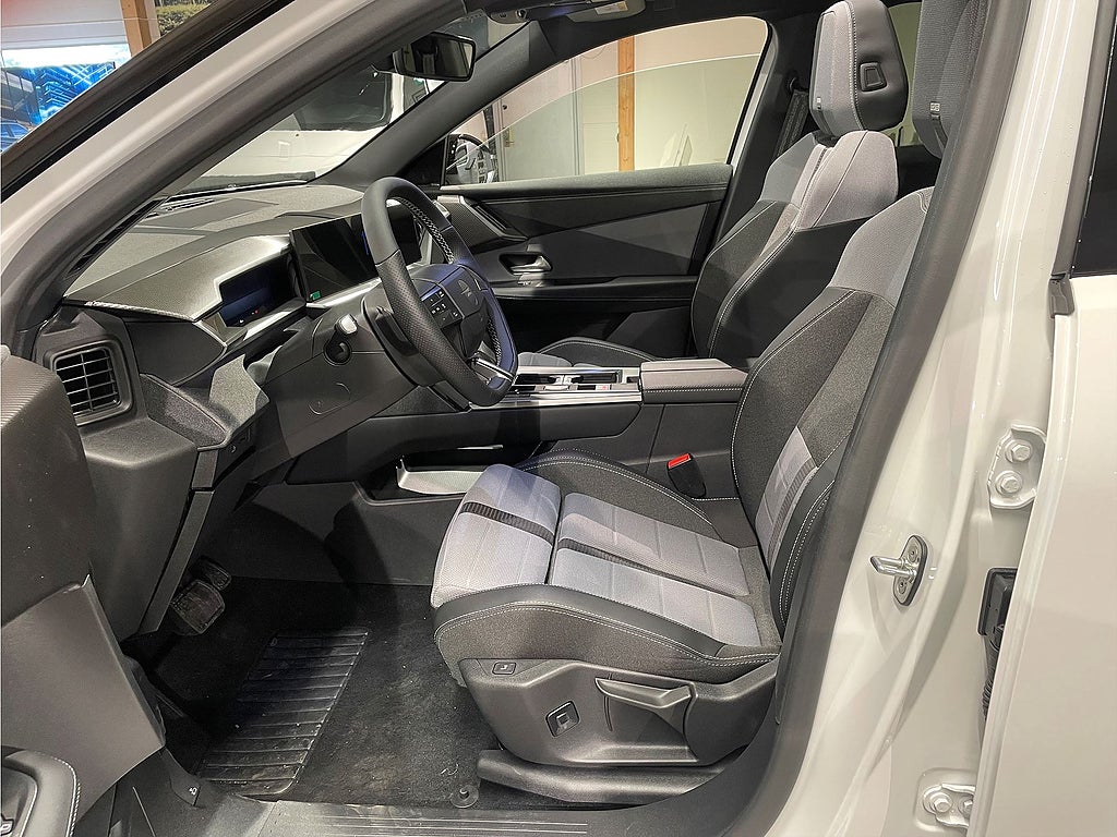 Bild på Opel Grandland GS Hybrid 136hk - DEMO