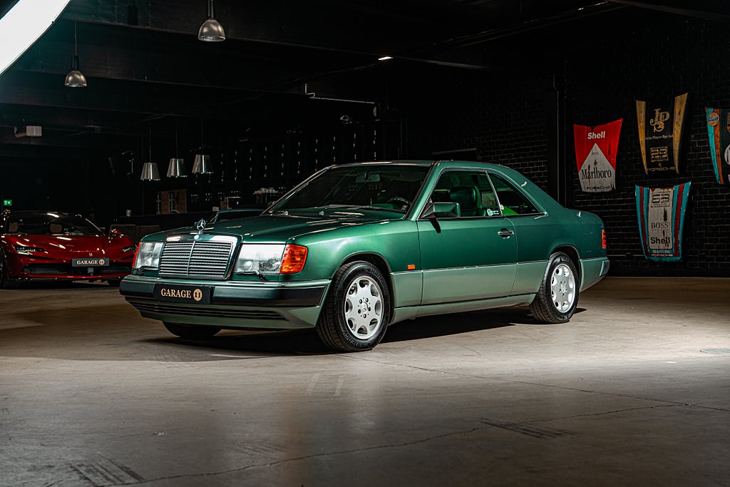 Mercedes-Benz 300 CE Coupé / 9663mil / Sv-såld
