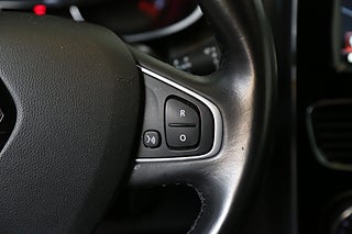 Halvkombi Renault Clio 18 av 27