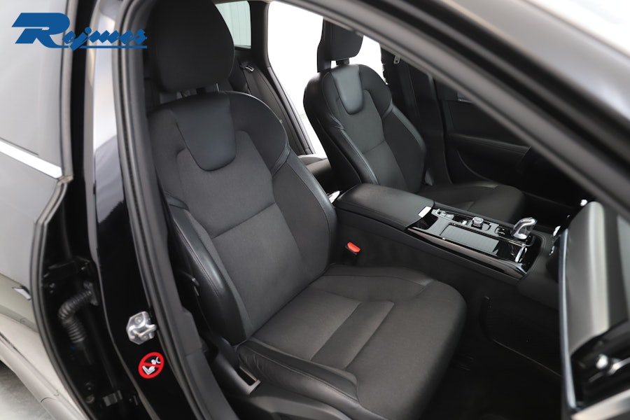 Volvo V90 T8 AWD Momentum 2018, bild 7/55