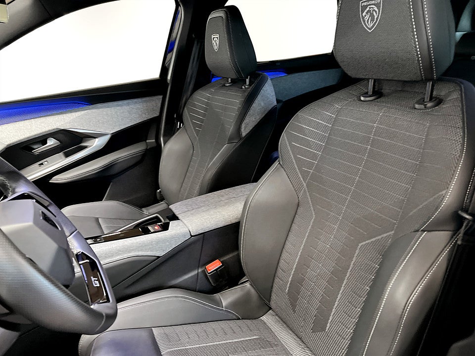 Bild på Peugeot 5008 GT Hybrid 145hk Aut 7-SITS B-KAMERA CARPLAY