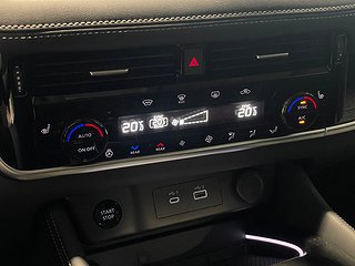 SUV Nissan X-Trail 21 av 29