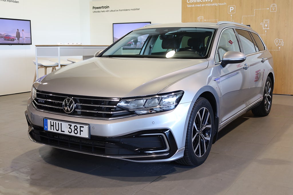 Volkswagen Passat Sportscombi GTE 1.4 TSI GTE Drag Navi Cockpit Moms 2022