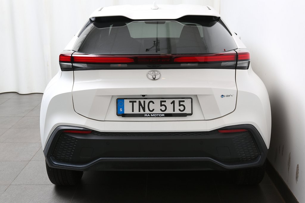 Toyota C-HR 1,8 Hybrid e-CVT Style Teknik Navi 2024