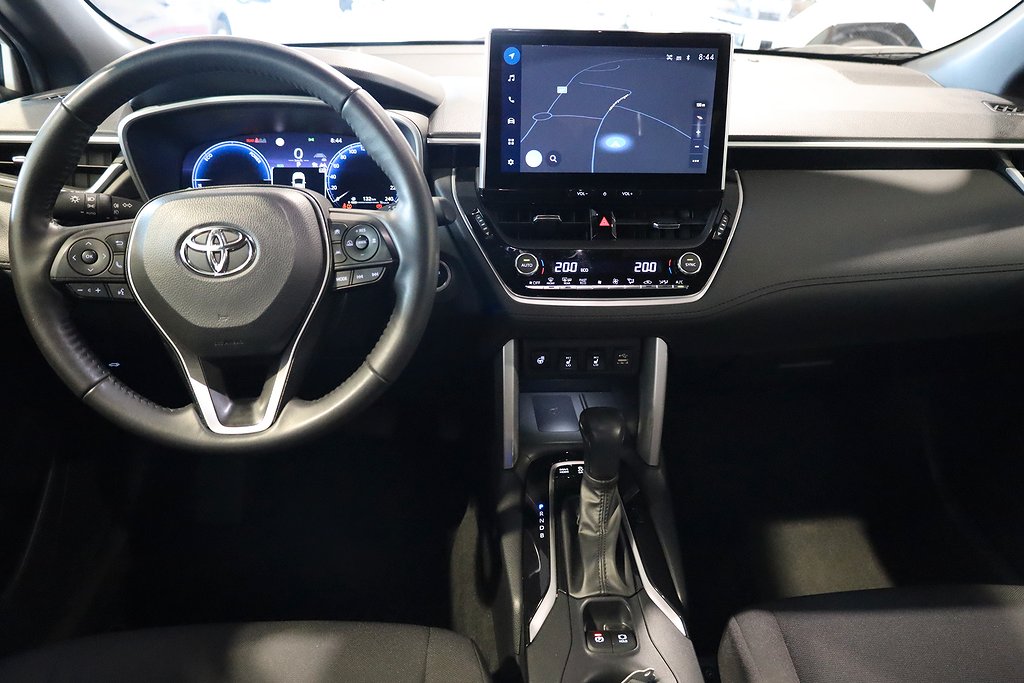 Toyota Corolla Cross Hybrid AWD 197Hk Aut Style Navi Kamera 2022