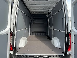 Transportbil - Skåp Mercedes-Benz Sprinter 16 av 22