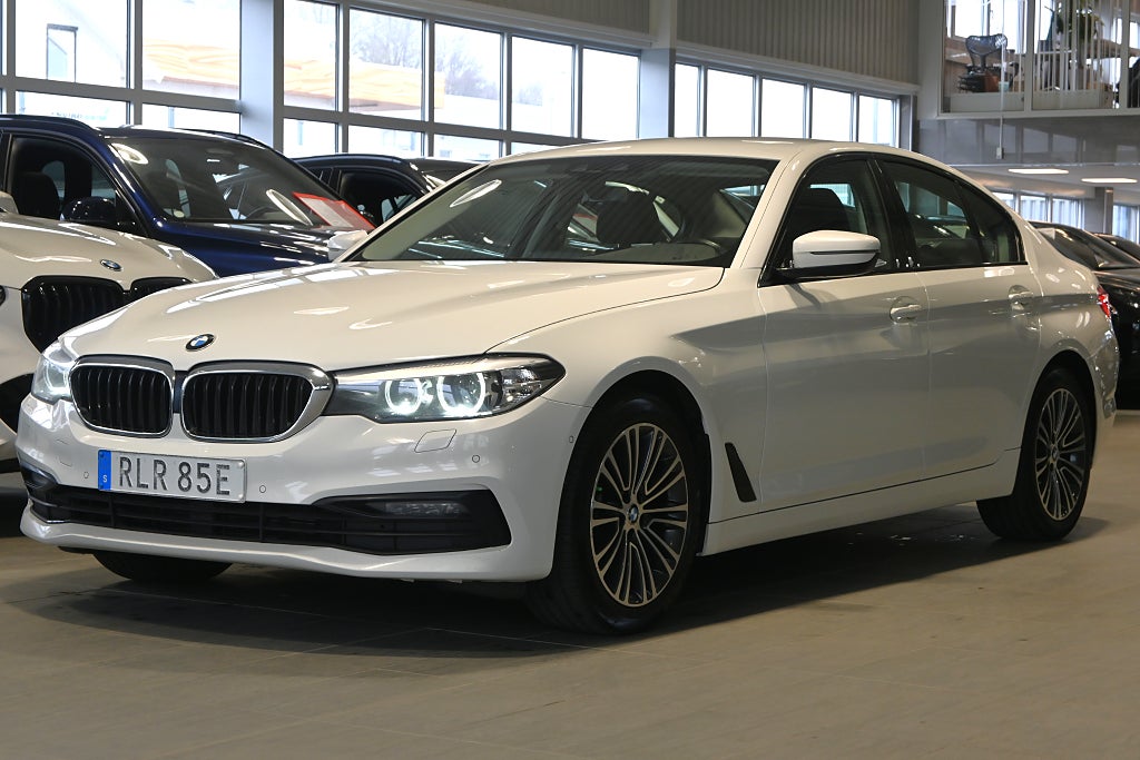 BMW 520d Sedan Steptronic 190hk Sport line Värmare Navi 