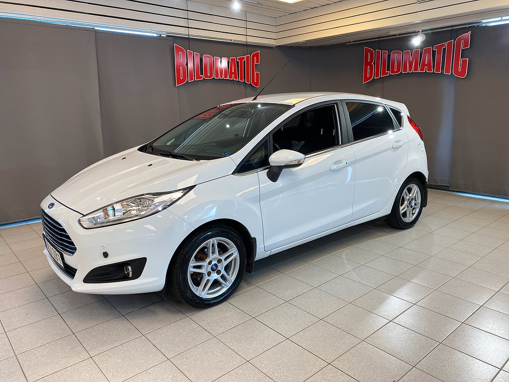 Ford Fiesta 1,0T AUT Titanium 100hk 5-D Endast 4179mil