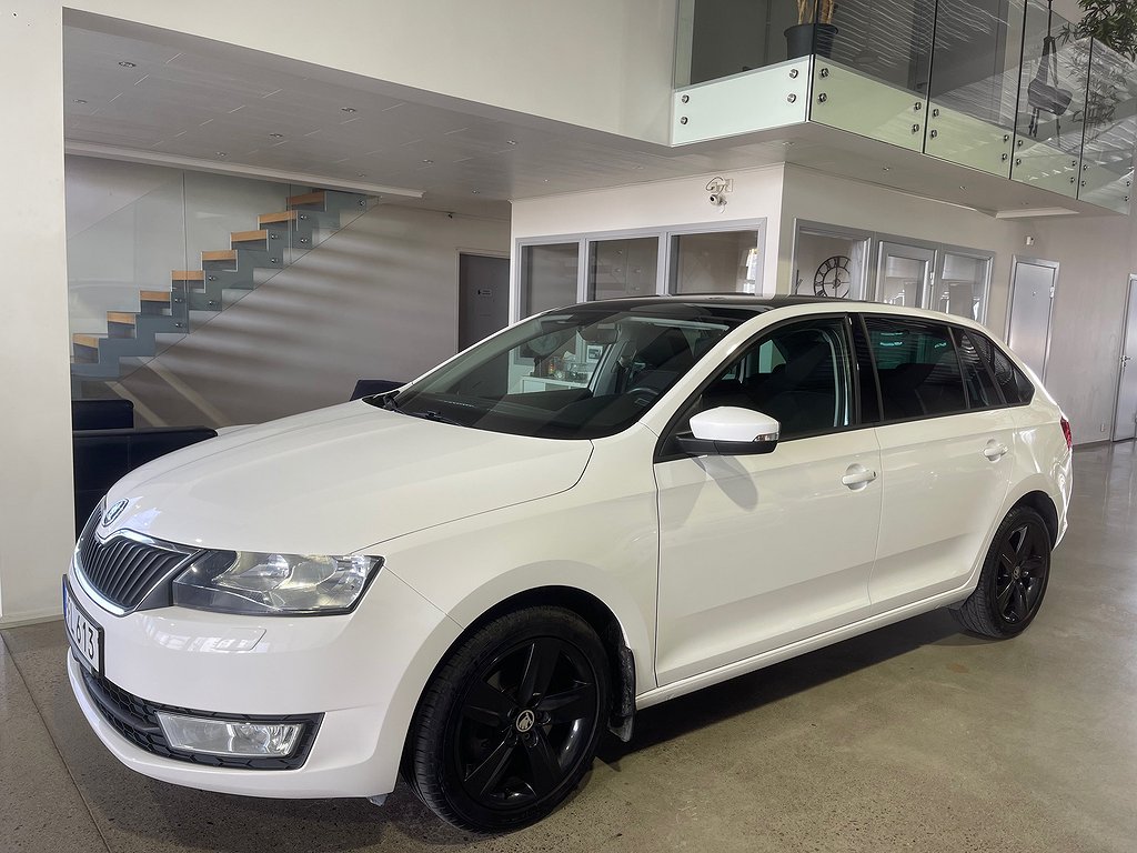 Skoda Rapid Spaceback 1.2 TSI Euro 6 (Glastak, Vinterdäck)