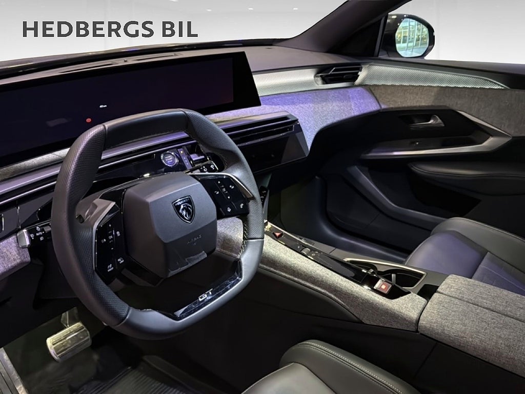 Peugeot E-5008 GT Standard range Demobil  thumbnail