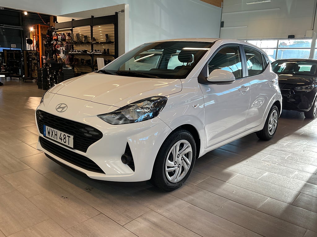 Hyundai i10 1.0 AMT Essential