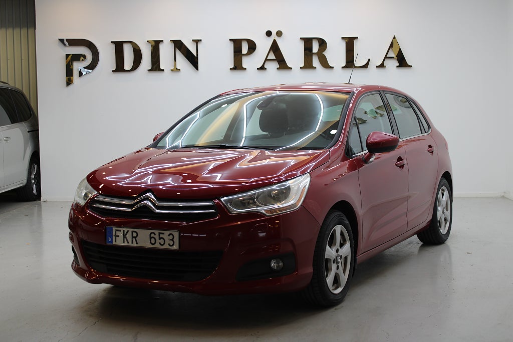 Citroen C4 1.6 VTi Bränslesnål Lågmil Nyservad Drag