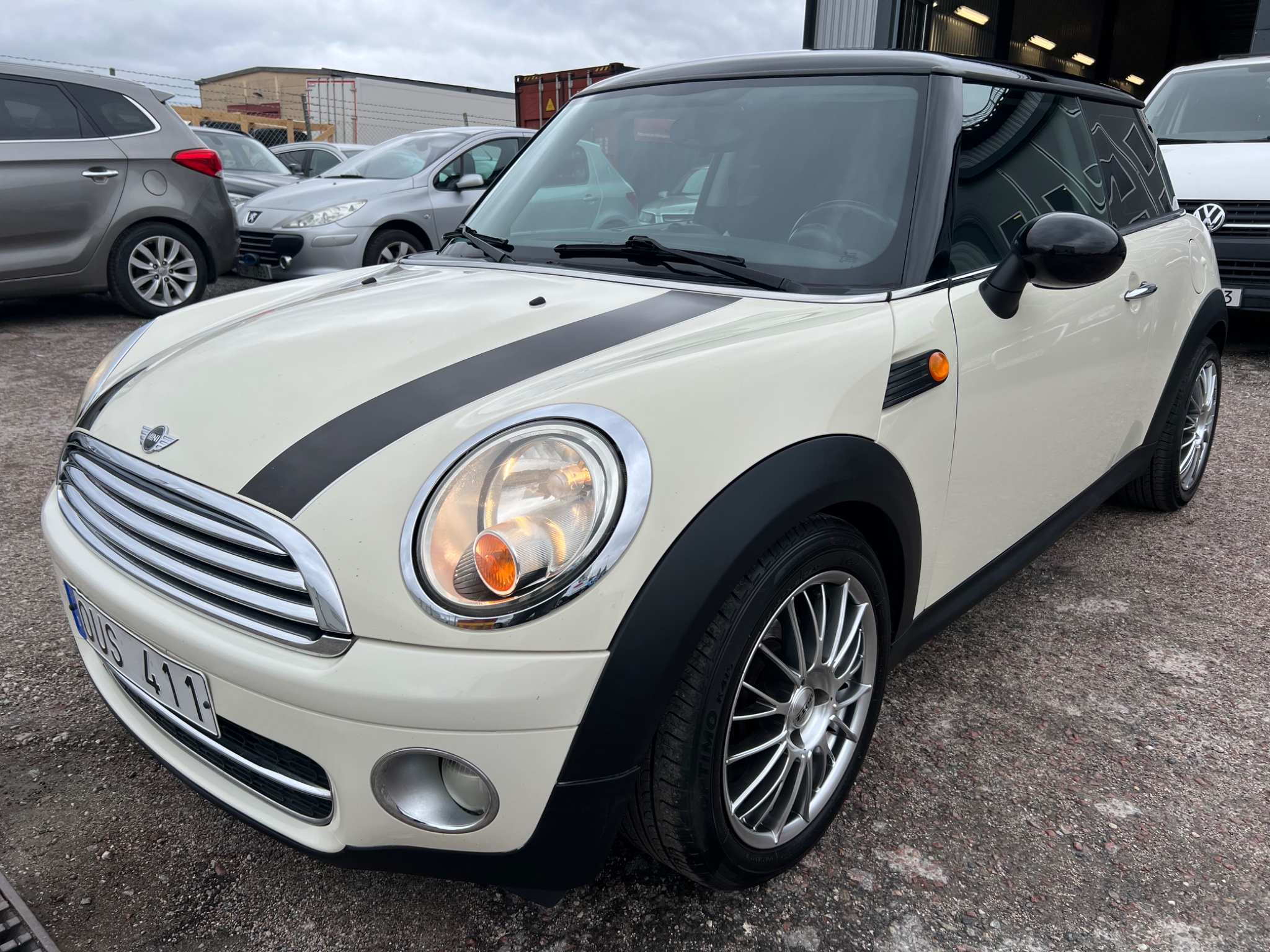 MINI Cooper D BESIKTIGAD TAKLUCKA 109HK 2010, bild 3/45