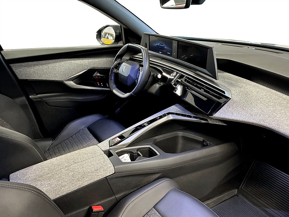 Bild på Peugeot 3008 Allure Hybrid 145hk Aut B-KAMERA CARPLAY