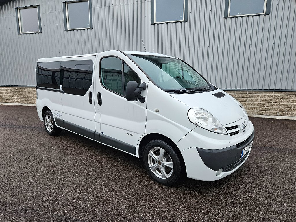 Nissan Primastar Kombi 2.0 dCi 114hk 8-sits